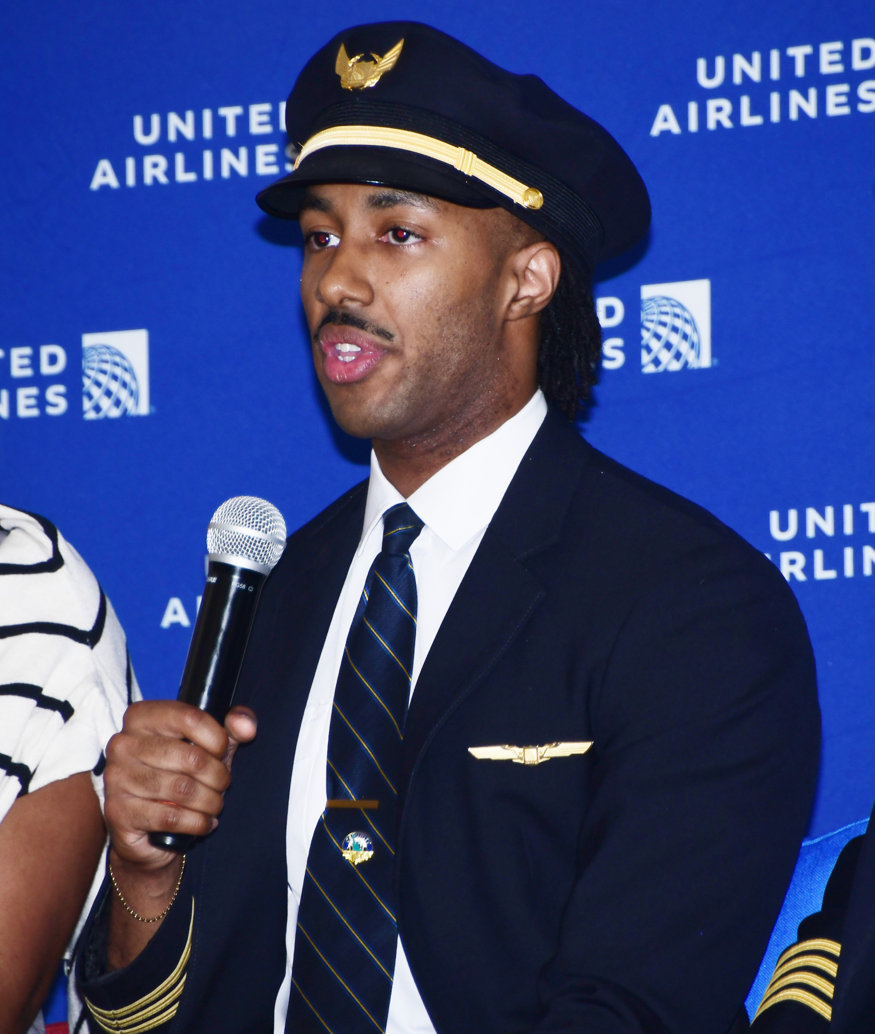 United Airlines First Officer Tevin Williamson, DSU Class of 2017 and product of the University's Aviation Program. 