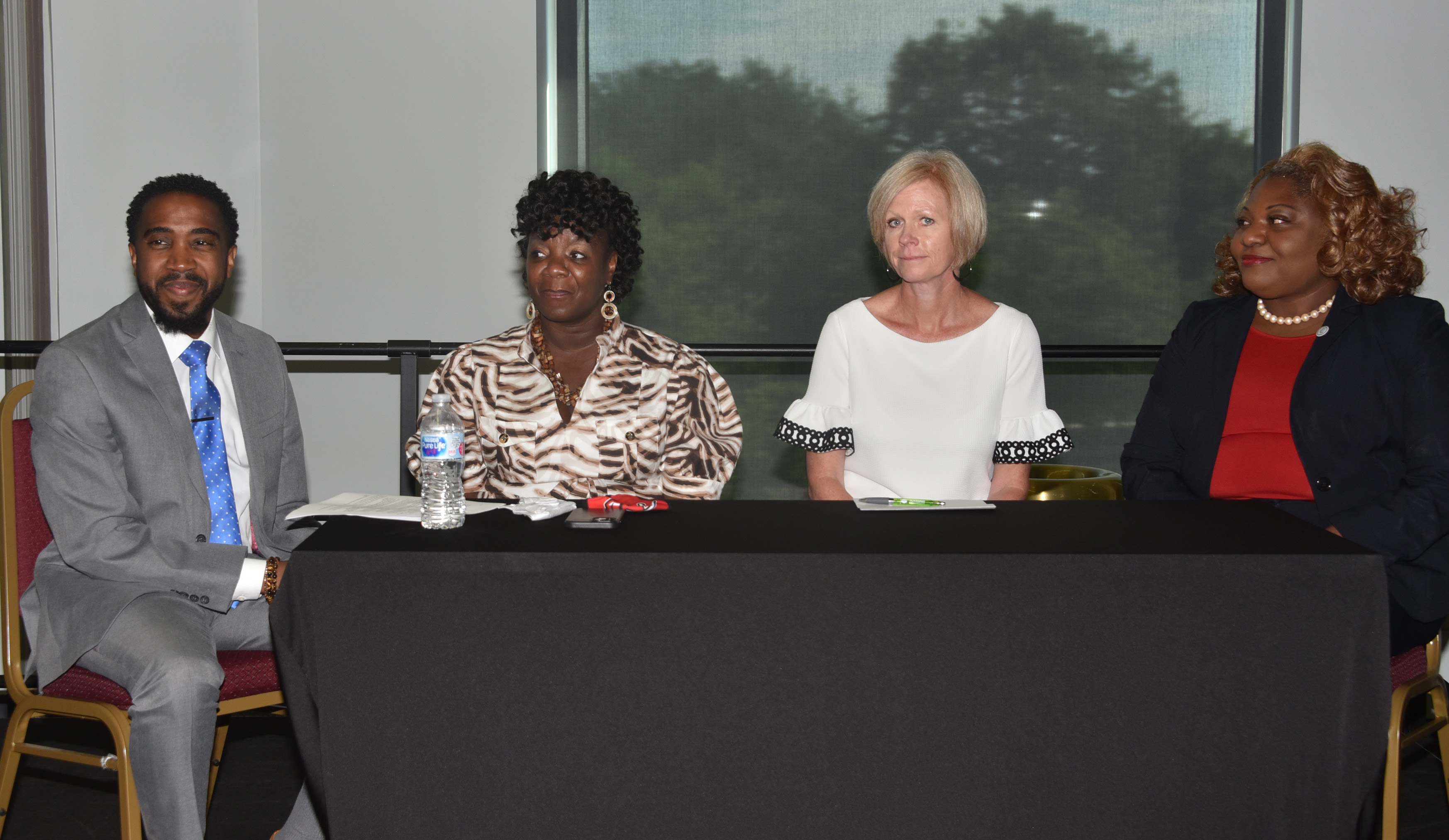  (l-r) Dr. Terrell Holmes, Dr. Stacy Downing, Laura Mayse, and Dr. Gwen Scott-Jones.