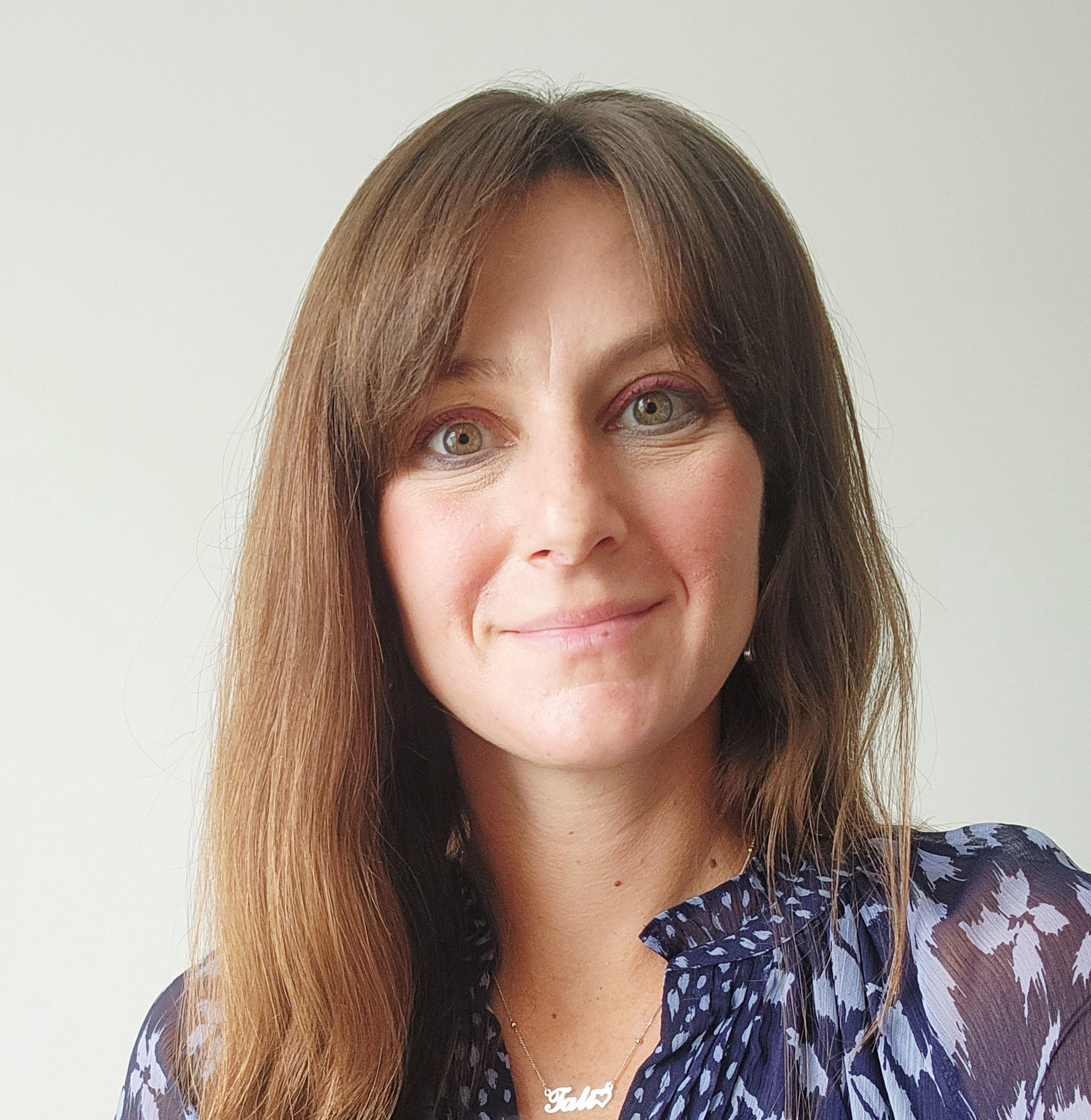 Dr. Christine Craddock