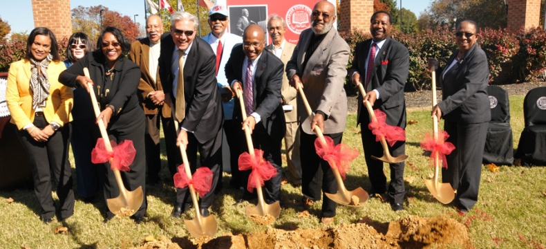 DSU Breaks Ground for Dr. Jerome Holland Statue