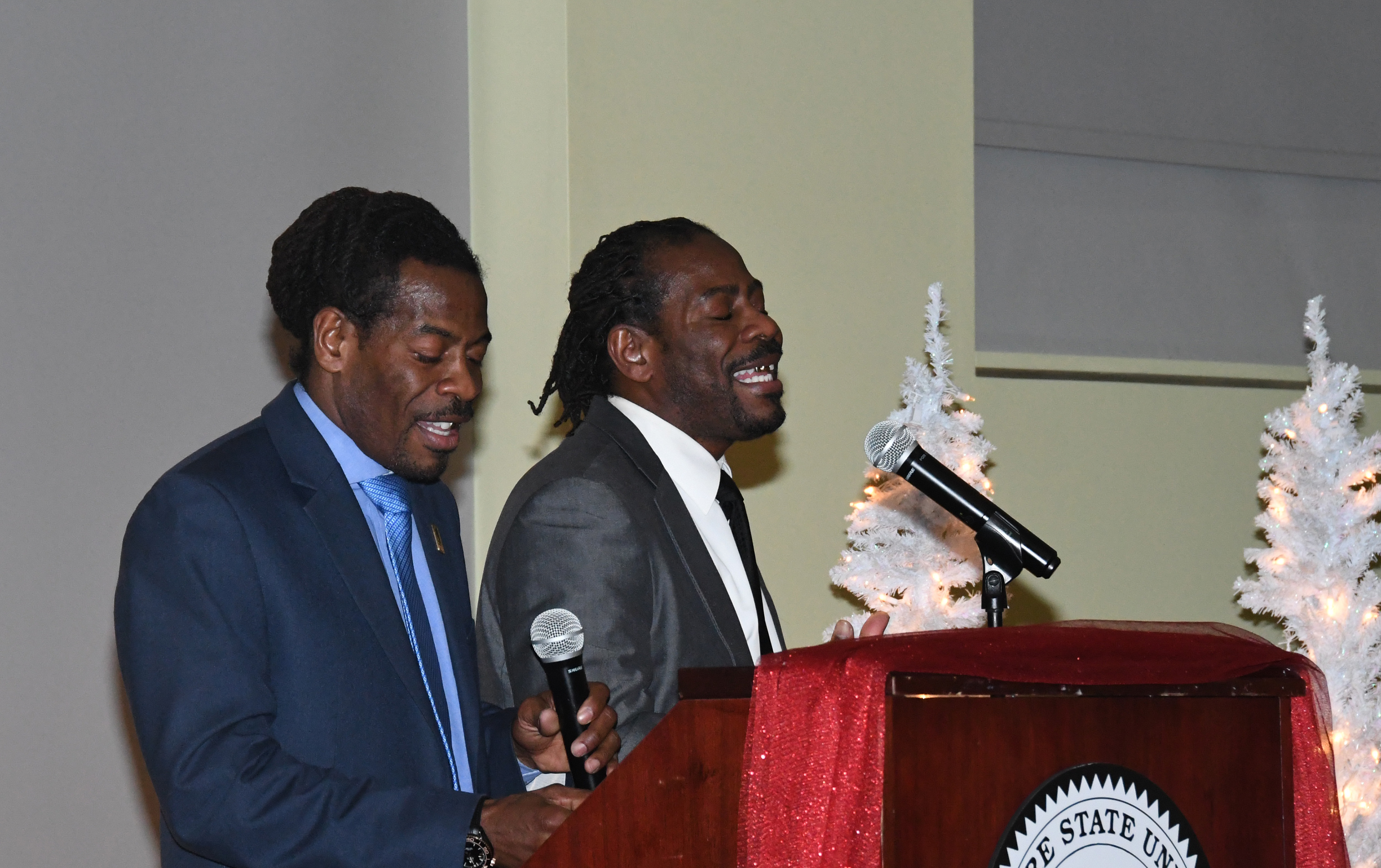 The Twin Poets -- University alumnus and Delaware Poet Laureates -- blessed the attending graduating seniors with some inspiring spoken words works.