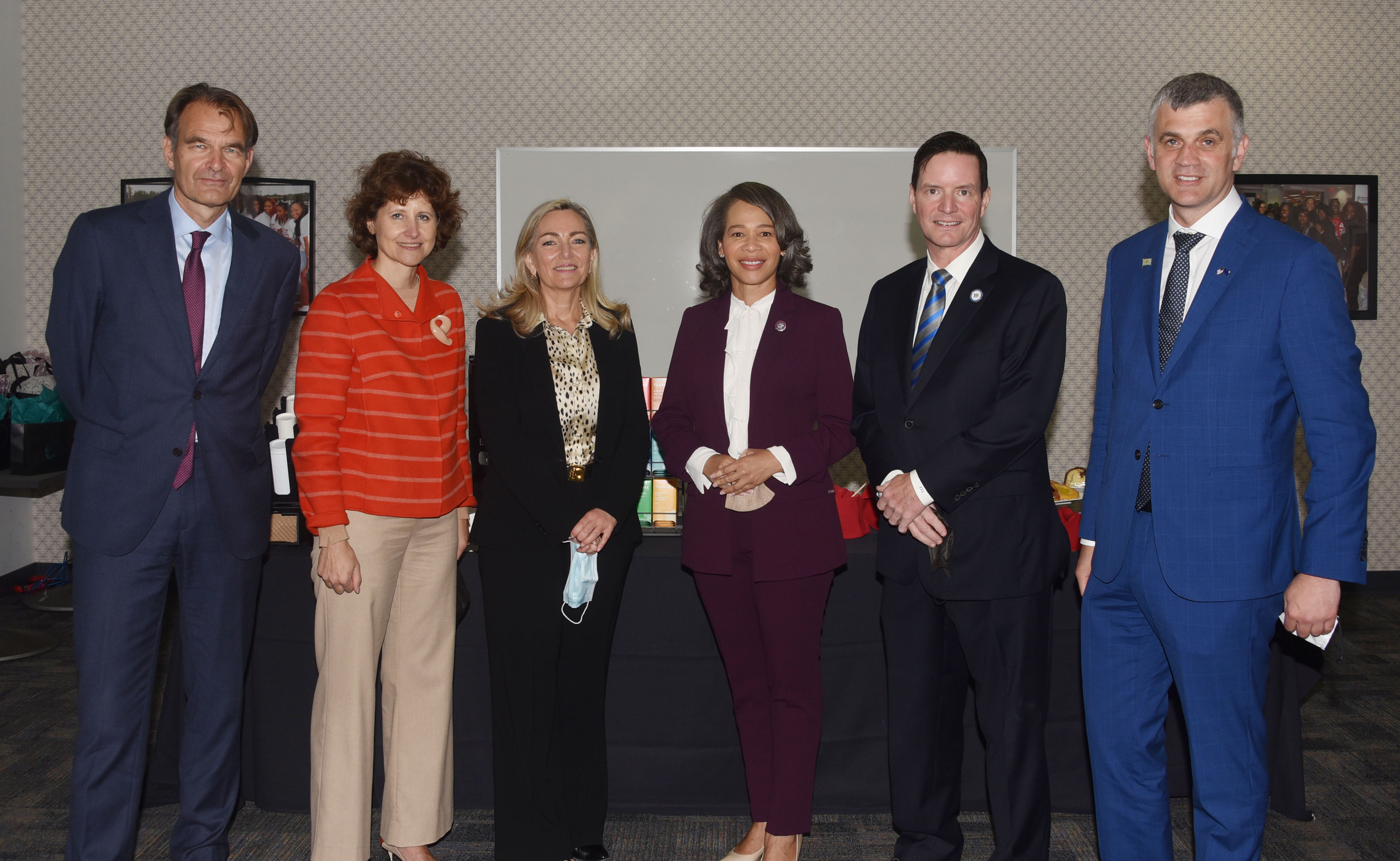 Ambassadors Andre Haspels of the Netherlands, Audra Plepyte of Lithuania, Mariangela Zappia of Italy, along with U.S. Rep. Lisa Blunt Rochester, Del Sen. Trey Paradee, and Ambassador Krisjan Prikk of Estonia, pose for a photo before an Oct. 18 panel discussion in the MLK Jr. Student Center.