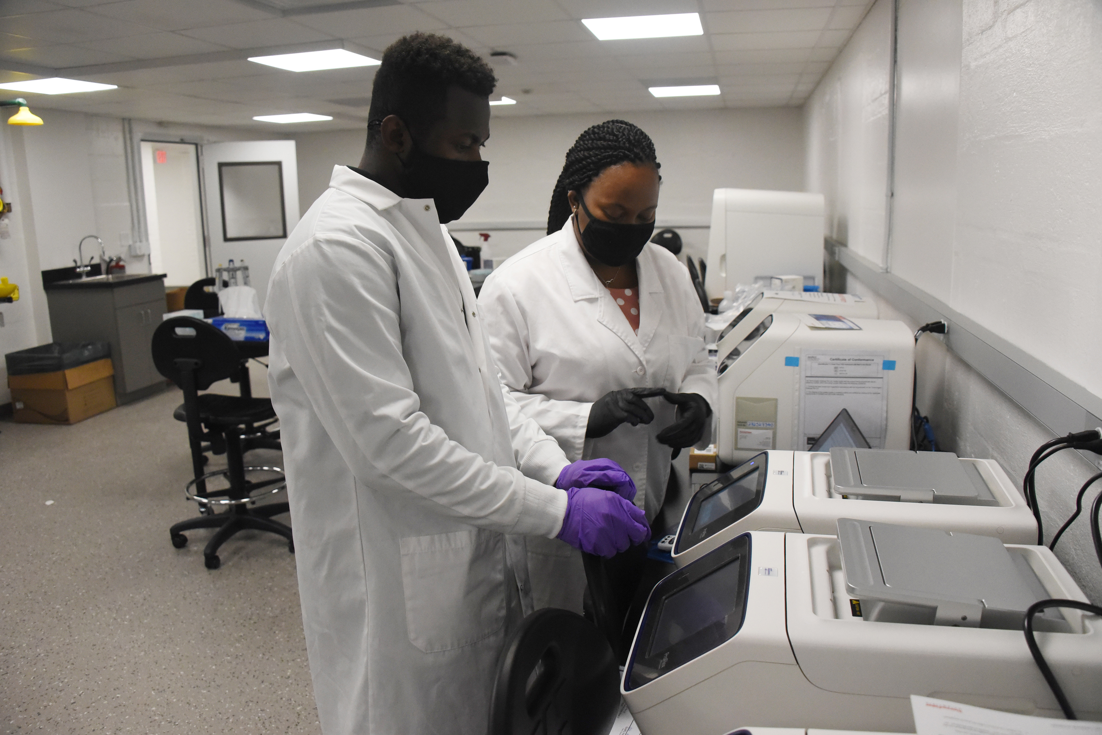 The Accreditation Committee of the College of American Pathologists (CAP) has awarded accreditation to the Delaware State University DSU Molecular Diagnostics Laboratory, the highest standard a testing facility can accomplish.