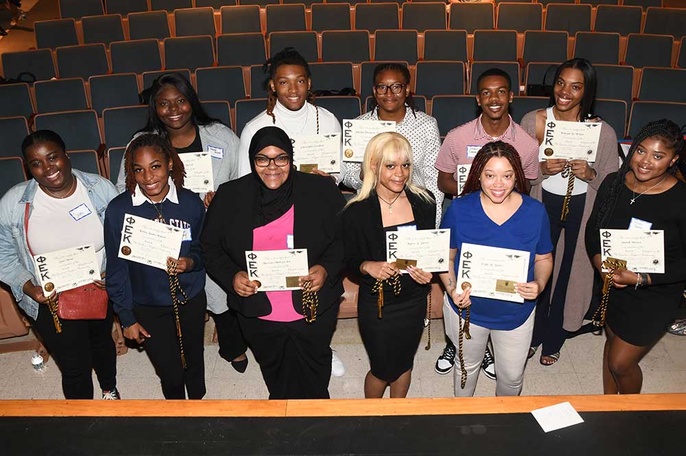 As part of the Public Health & Fitness Leaders Day event, the newest members of the Phi Kappa Epsilon Honor Fraternity are: Bottom row (l-r): Siani White, Trinity Kinard, Mercedes Colon, Kynese Dixon, K’Lah Butler, Shanell Wooten; top row: Molysha Brown, Christopher Gresham, Mikayla Thompson-Young, Jaden Corbett, and Kenya Wilson