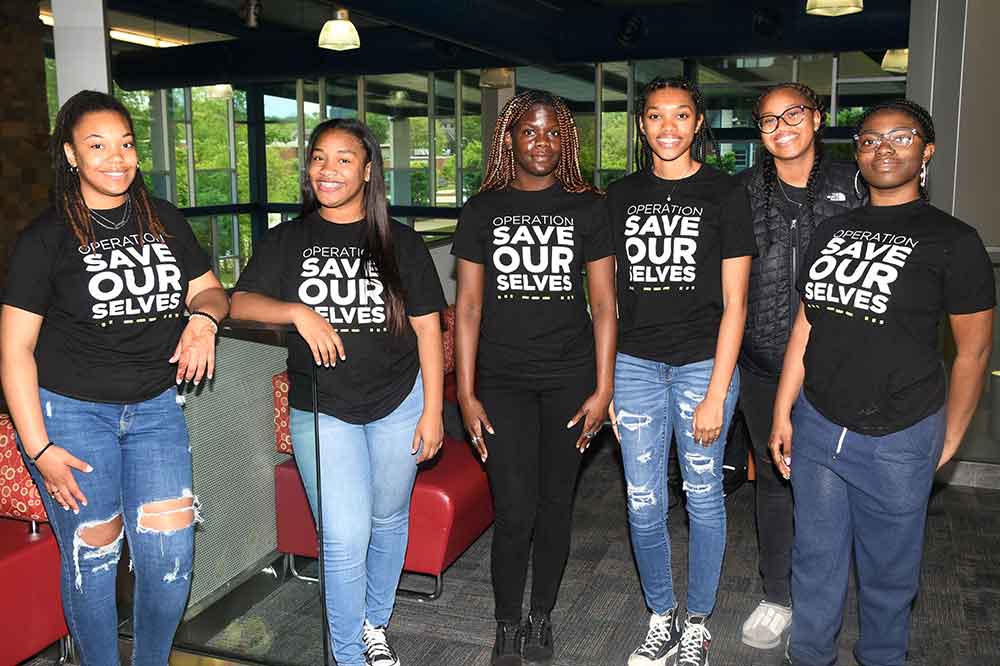 The University Be The Match team: (l-r) Taylor Davis, Ryan Noelle Hunter, Vanessa Choute, Khianna Scott-Roberts, Bria Porter, and Kaitlin James. The group is doing the important work of recruiting bone marrow and stem cell donors.