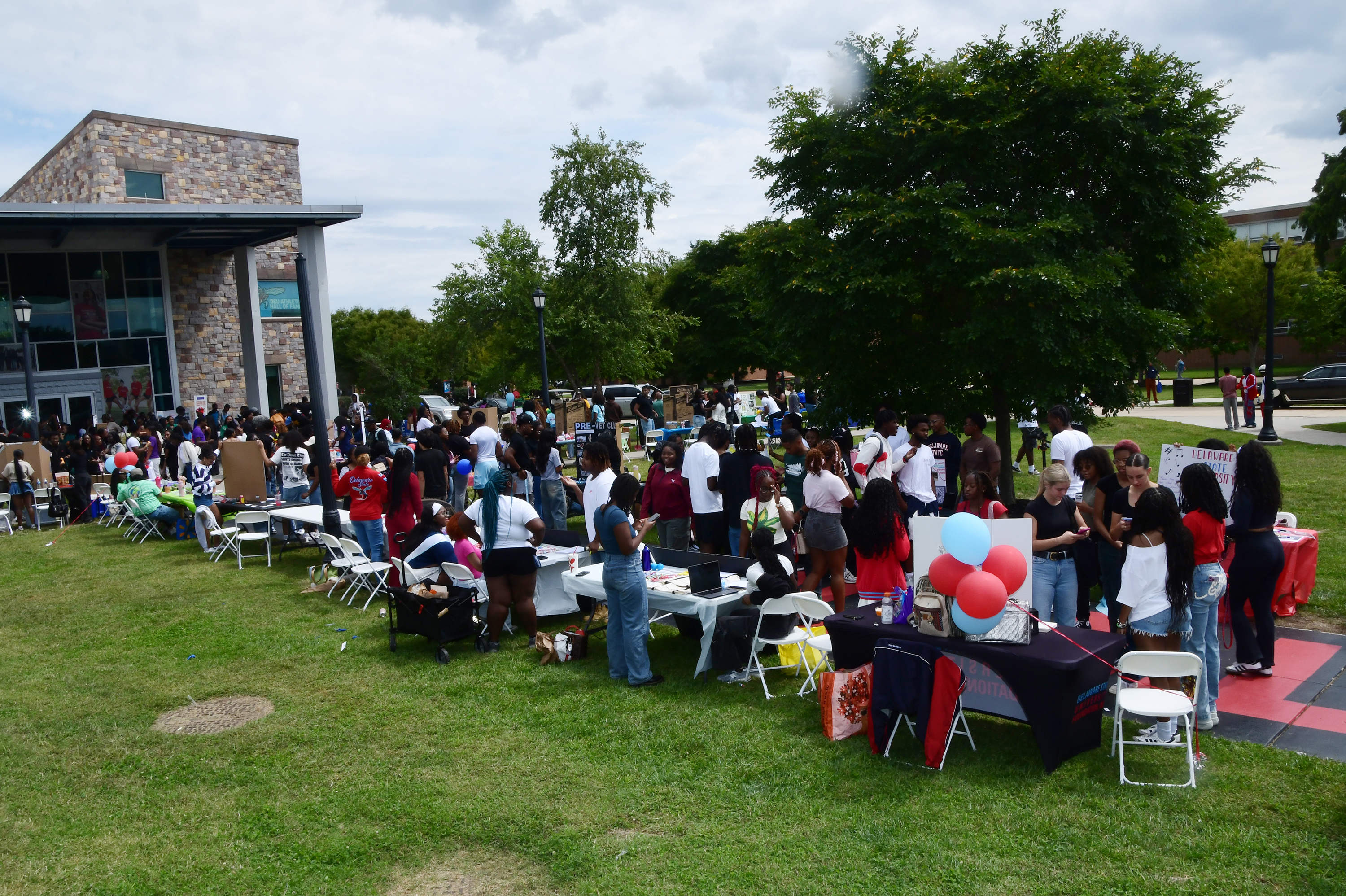 More than 80 student organizations gathered in front of the MLK Jr. Student Center to highlight their activities and open their doors for new members.